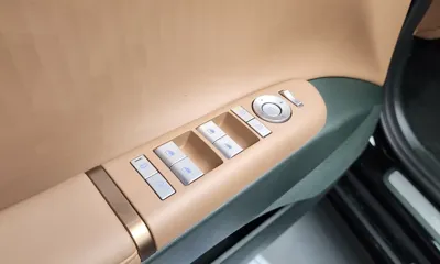 Hyundai Grandeur 2026, 8789 км, за 27035.84 USD - фото 29