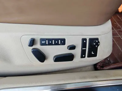 Volkswagen Phaeton 2012, 149300 км, за 18372 USD - фото 8