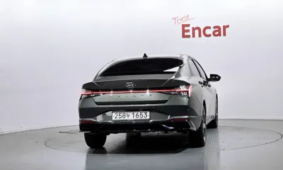 Hyundai Avante 2021, 66555 км, за 11395.45 USD
