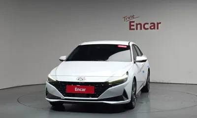 Hyundai Avante 2023, 72103 км, за 11961.25 USD