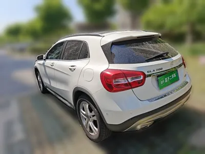 Mercedes-Benz GLA 2016, 73700 км, за 11896 USD