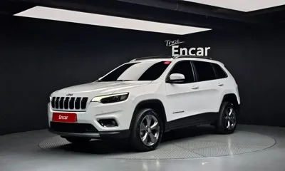 Jeep Cherokee · 2021 год