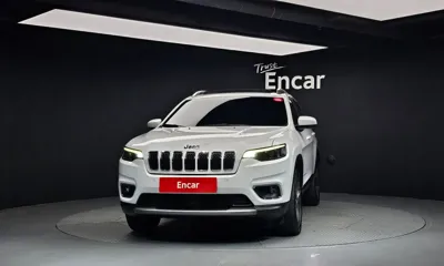 Jeep Cherokee 2021, 49022 км, за 12743.03 USD