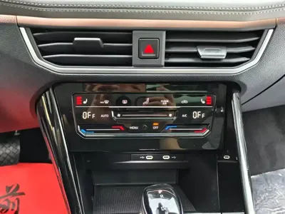 Volkswagen Tayron 2023, 11000 км, за 29758.39 USD - фото 22