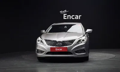 Hyundai Grandeur 2014, 106882 км, за 3893.91 USD