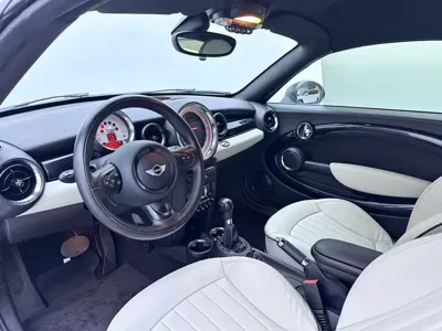 MINI Mini Coupe 2012, 91300 км, за 12365.46 USD