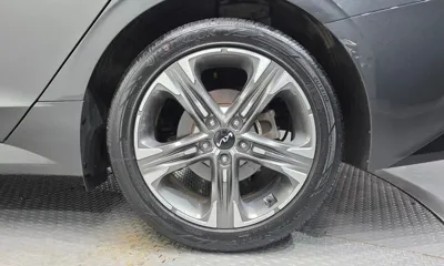 Kia K5 2022, 90035 км, за 21990.29 USD - фото 21