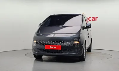 Hyundai Staria 2022, 61834 км, за 13986.48 USD
