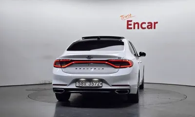 Hyundai Grandeur 2019, 52767 км, за 14246.69 USD