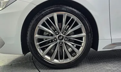 Hyundai Grandeur 2019, 52767 км, за 14246.69 USD