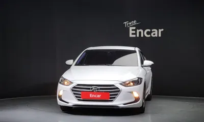 Hyundai Avante 2017, 160372 км, за 3568.87 USD