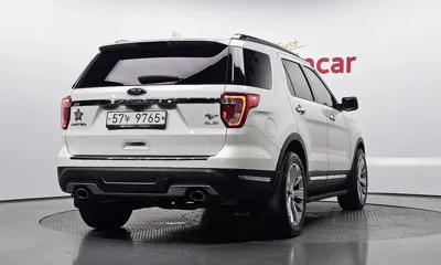 Ford Explorer 2018, 92495 км, за 10444.22 USD