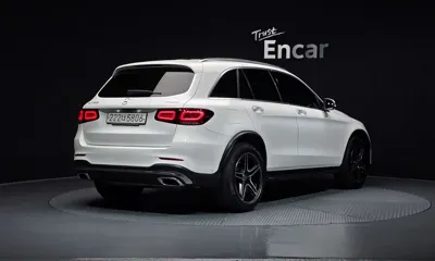Mercedes-Benz GLC-Class 2022, 108148 км, за 26585.27 USD