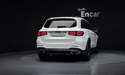 Mercedes-Benz GLC-Class 2022, 108148 км, за 26585.27 USD