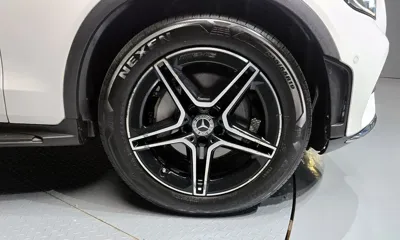 Mercedes-Benz GLC-Class 2022, 108148 км, за 26585.27 USD