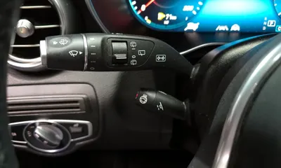 Mercedes-Benz GLC-Class 2022, 108148 км, за 26585.27 USD - фото 18