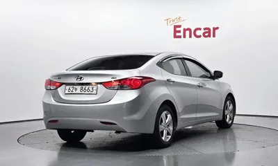 Hyundai Avante 2013, 67870 км, за 4293.16 USD