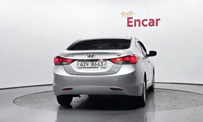 Hyundai Avante 2013, 67870 км, за 4293.16 USD