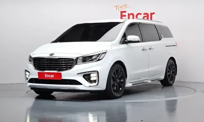Kia Canival · 2019 год