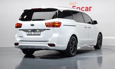 Kia Canival 2019, 124524 км, за 9183.41 USD