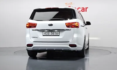 Kia Canival 2019, 124524 км, за 9183.41 USD