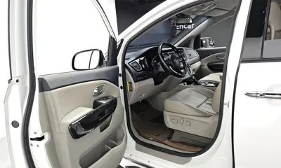 Kia Canival 2019, 124524 км, за 9100.97 USD - фото 10