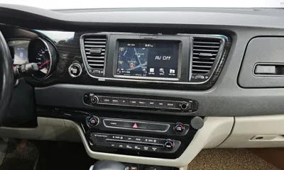 Kia Canival 2019, 124524 км, за 9100.97 USD - фото 17