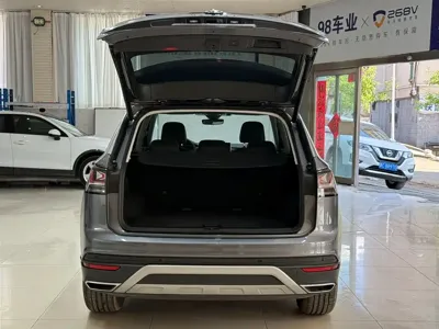 Volkswagen Tayron 2023, 20000 км, за 30870.5 USD - фото 23
