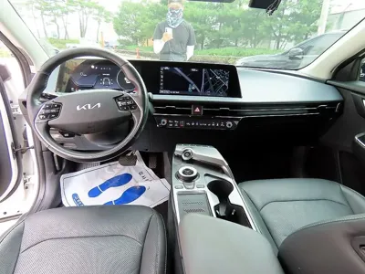 Kia EV6 2022, 80805 км, за 19500.28 USD - фото 7