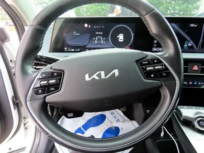 Kia EV6 2022, 80805 км, за 19500.28 USD - фото 8