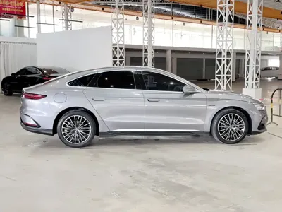 BYD Han 2022, 68000 км, за 12365.46 USD