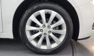 ChevroletGMDaewoo Cruze 2015, 85619 км, за 3282.03 USD