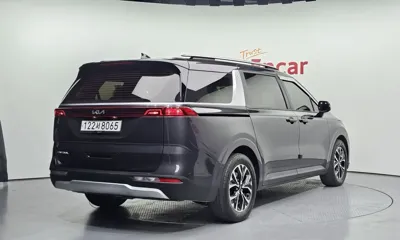 Kia Canival 2023, 63003 км, за 14769.59 USD