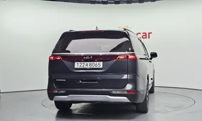 Kia Canival 2023, 63003 км, за 14769.59 USD