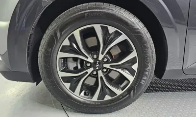 Kia Canival 2023, 63003 км, за 14769.59 USD