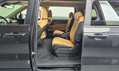 Kia Canival 2023, 63003 км, за 14769.59 USD - фото 11