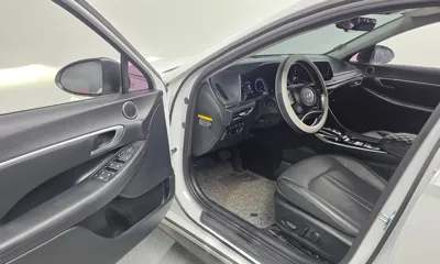 Hyundai Sonata 2020, 64785 км, за 11514.45 USD - фото 10