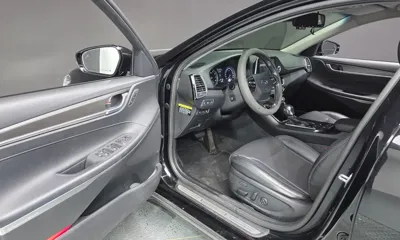 Hyundai Grandeur 2018, 120627 км, за 7548.9 USD - фото 10