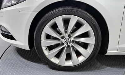 Volkswagen CC 2016, 170444 км, за 3893.91 USD