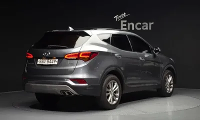 Hyundai Santafe 2018, 116779 км, за 8385.88 USD