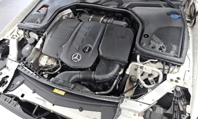 Mercedes-Benz E-Class 2018, 89474 км, за 26710.11 USD - фото 6