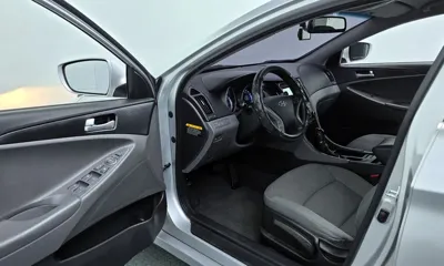 Hyundai Sonata 2013, 148019 км, за 3347.77 USD - фото 10