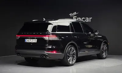 Lincoln Aviator 2021, 88728 км, за 20822.33 USD