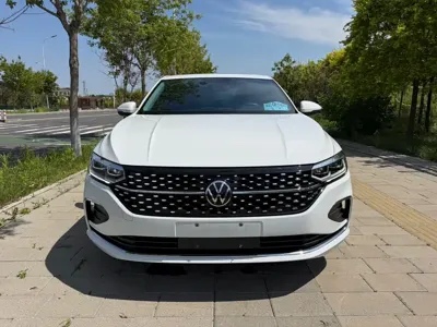 Volkswagen Lavida 2023, 45000 км, за 12236.28 USD