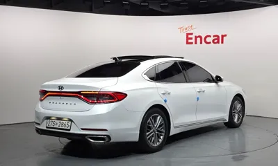 Hyundai Grandeur 2019, 123892 км, за 10109.02 USD