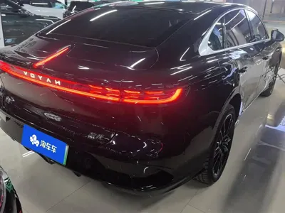 Voyah Zeekr 2024, 14000 км, за 20829.75 USD