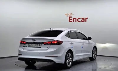 Hyundai Avante 2018, 94802 км, за 7806.41 USD