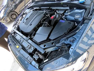 Volvo V60 2023, 32592 км, за 27687.31 USD - фото 19