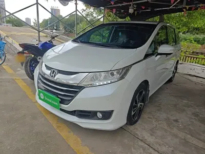 Honda Odyssey · 2016 год