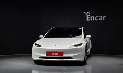 Tesla Model 3 2024, 54221 км, за 30523.83 USD